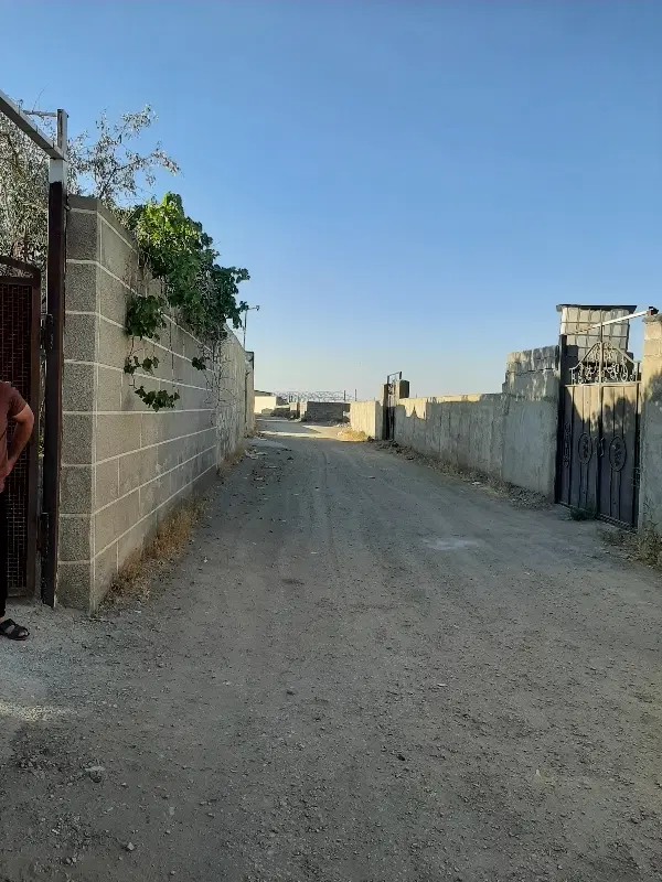 چشمه قصابان باغ‌وزمین خوش آبوهوا