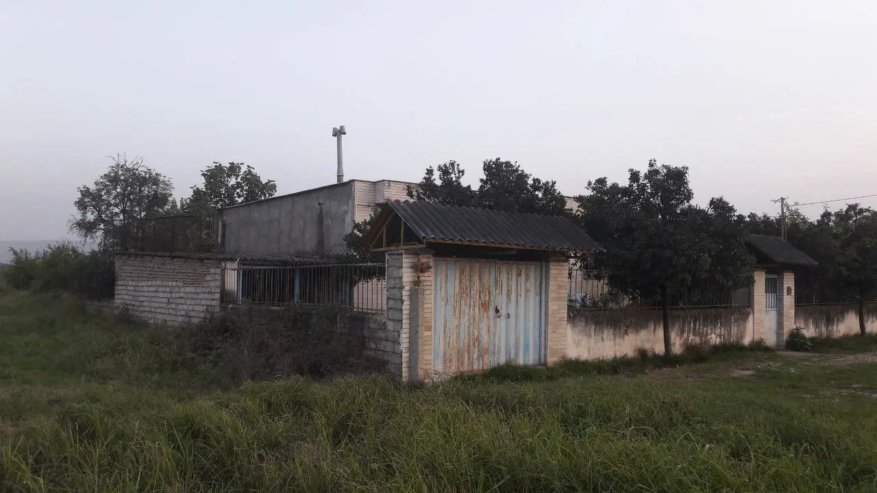 ساری ۱۰۰۰ متر زمین سند دار