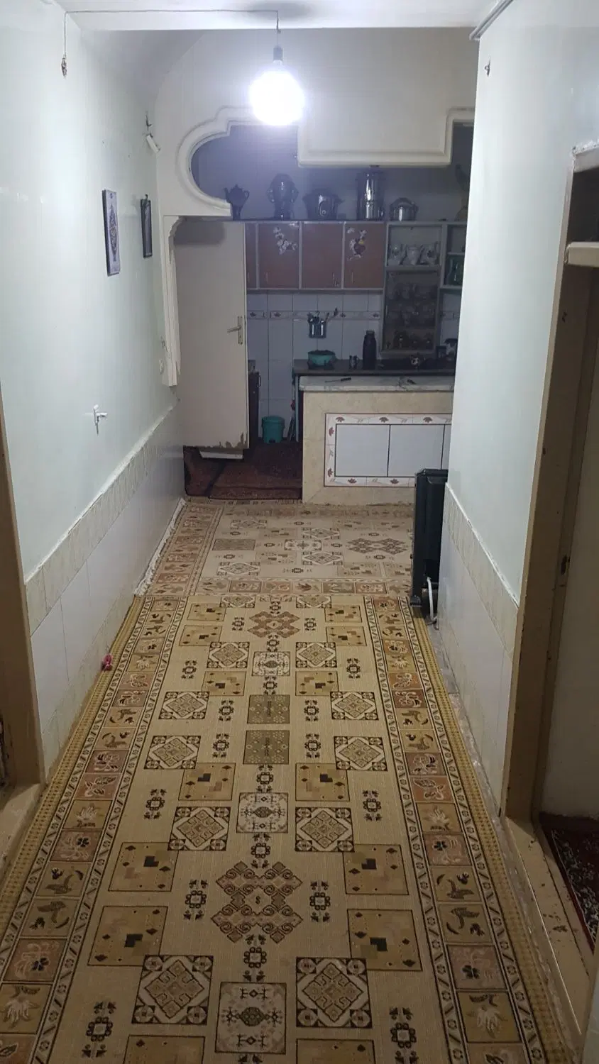 خانه فروشی خیابان ایثار وسط شهر