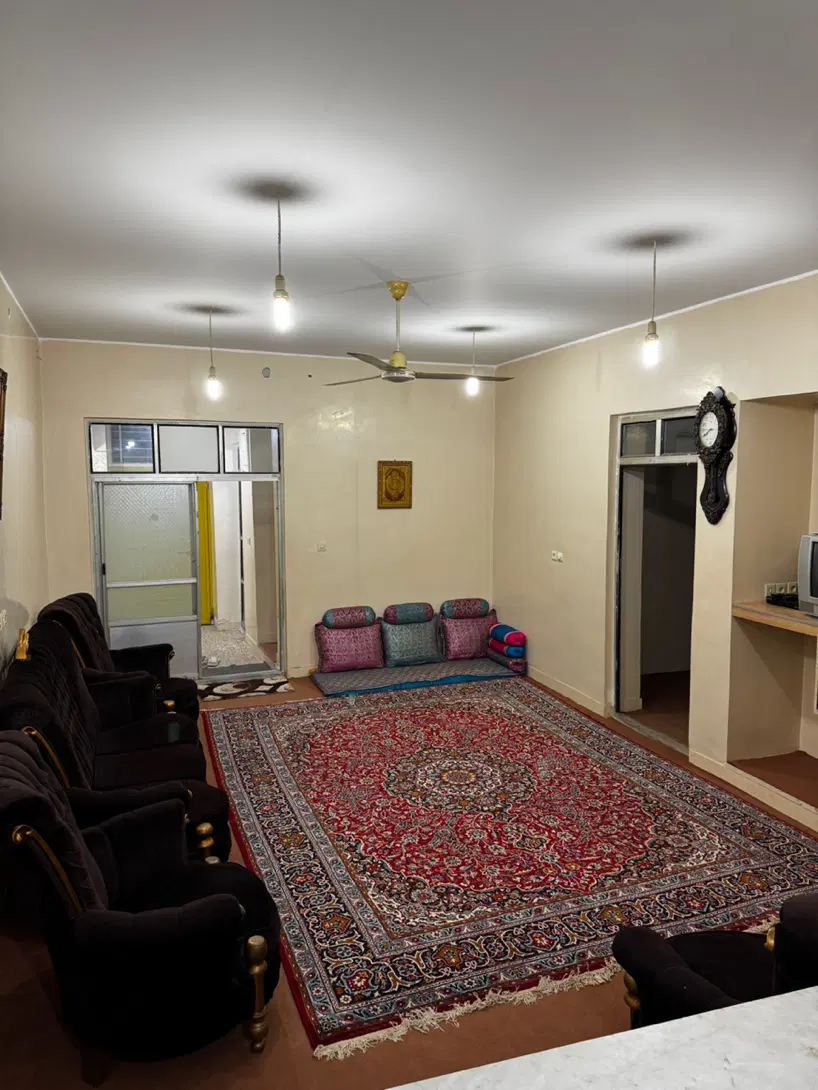 اجاره سالانه منزل ویلایی دو خواب کوچه سلمان 4