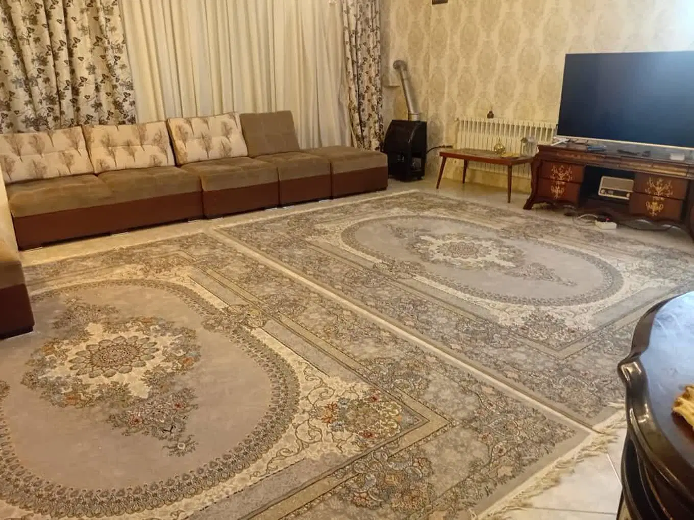۸۸ متری خاقانی