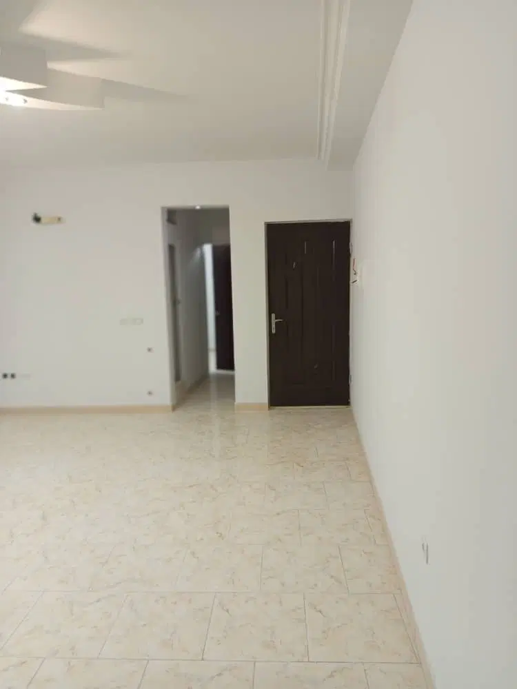 واحد ۶۰متری شهرری عباس آباد عربخواری طبقه دوم