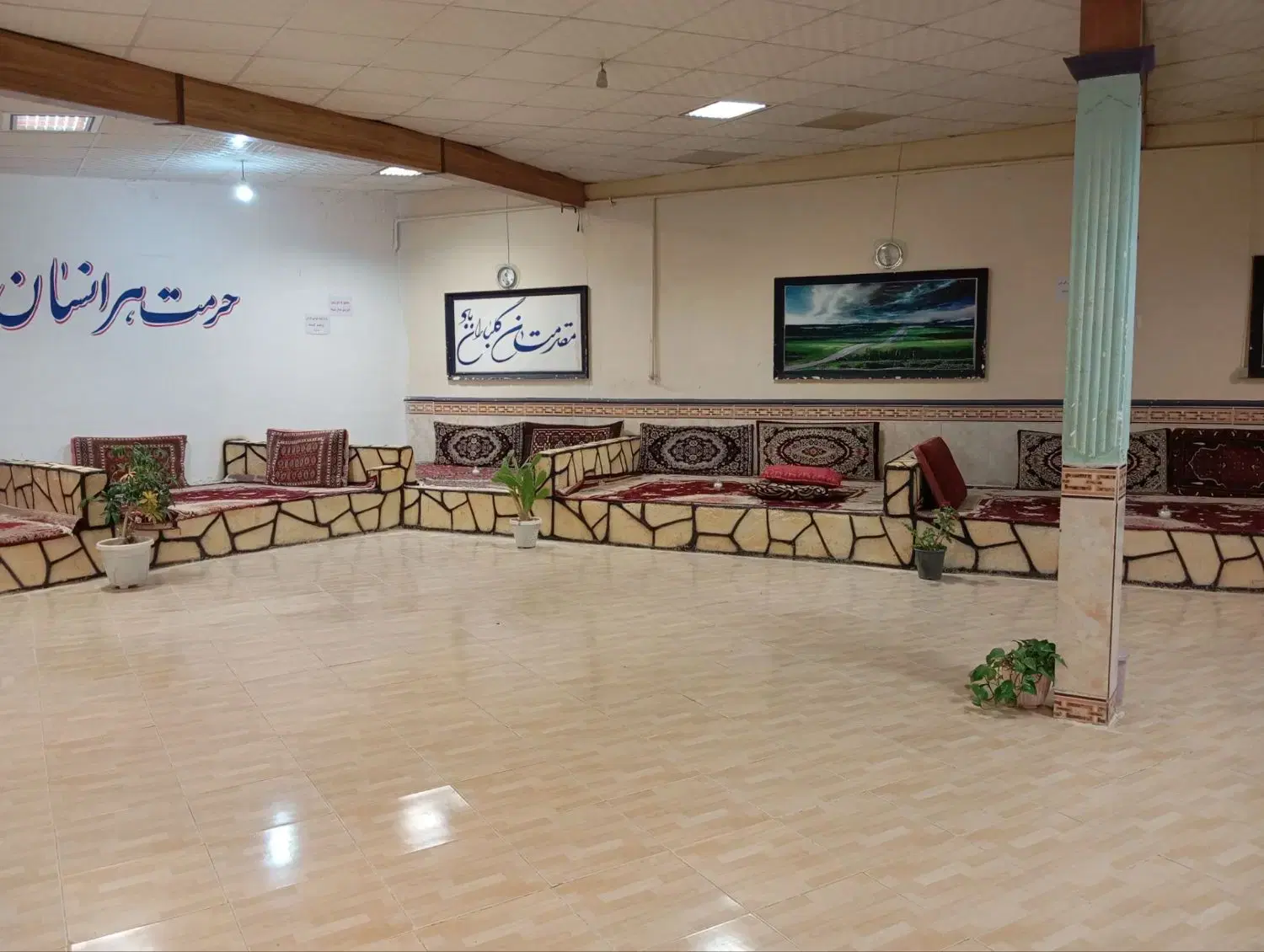 کافه سنتی جنب تالار داریوش جاده جوکال