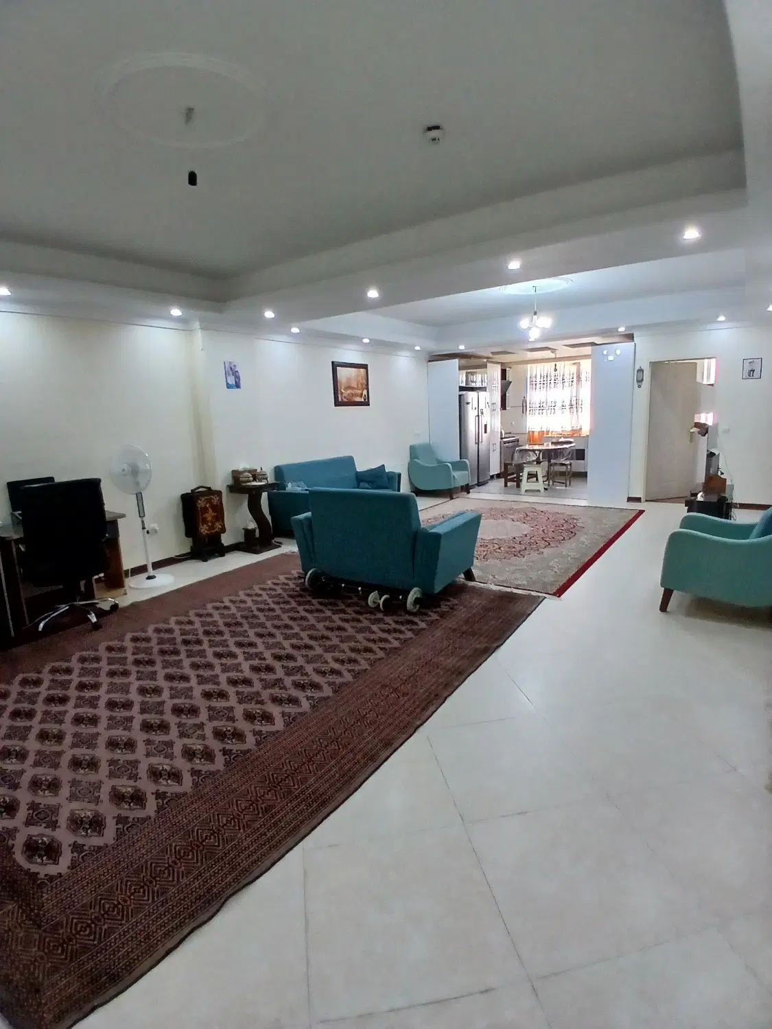 ۱۱۴ متر دو خوابه ، ( فوق العاده خوش نقشه و شیک )