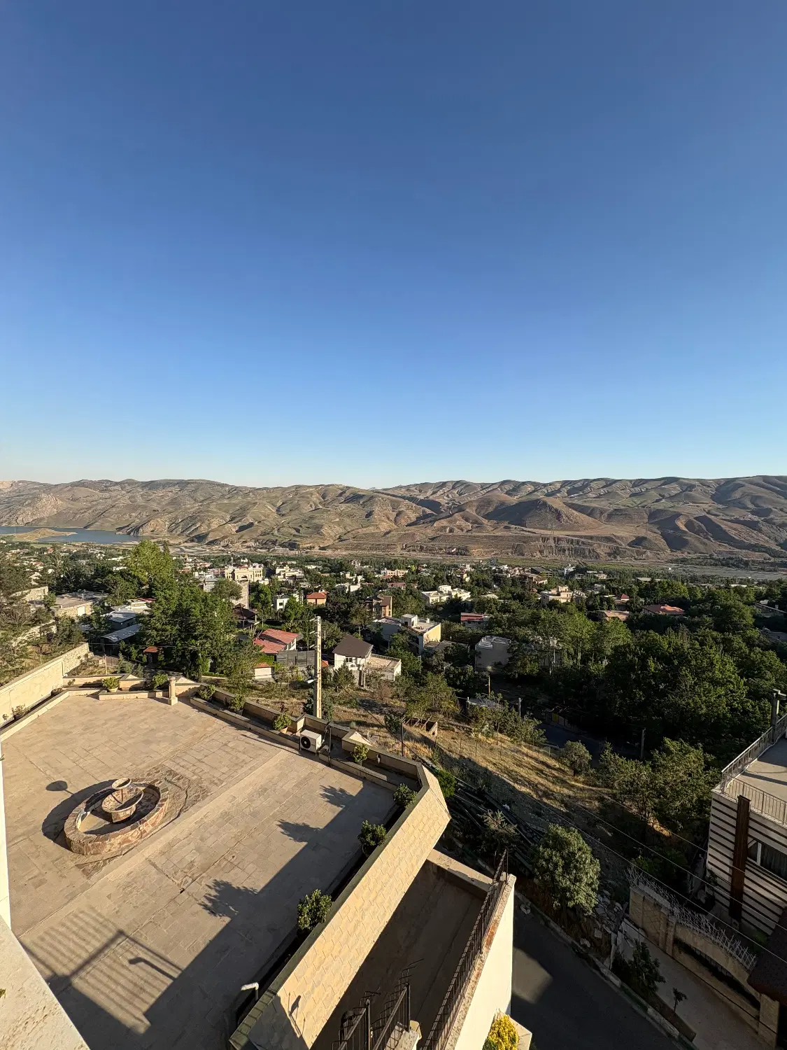 اجاره آپارتمان لاکچری ۲۰۰متری لواسان