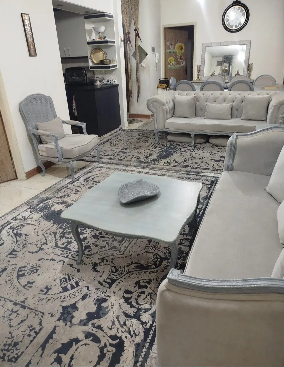 فروش یکدستگاه آپارتمان تک واحدی دوخوابه.