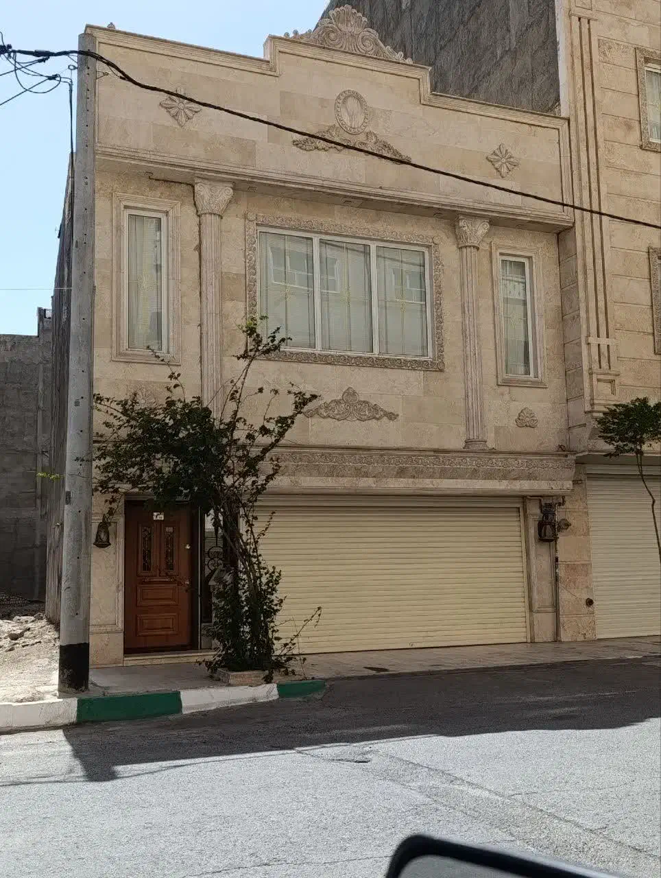 همکف جنوبی