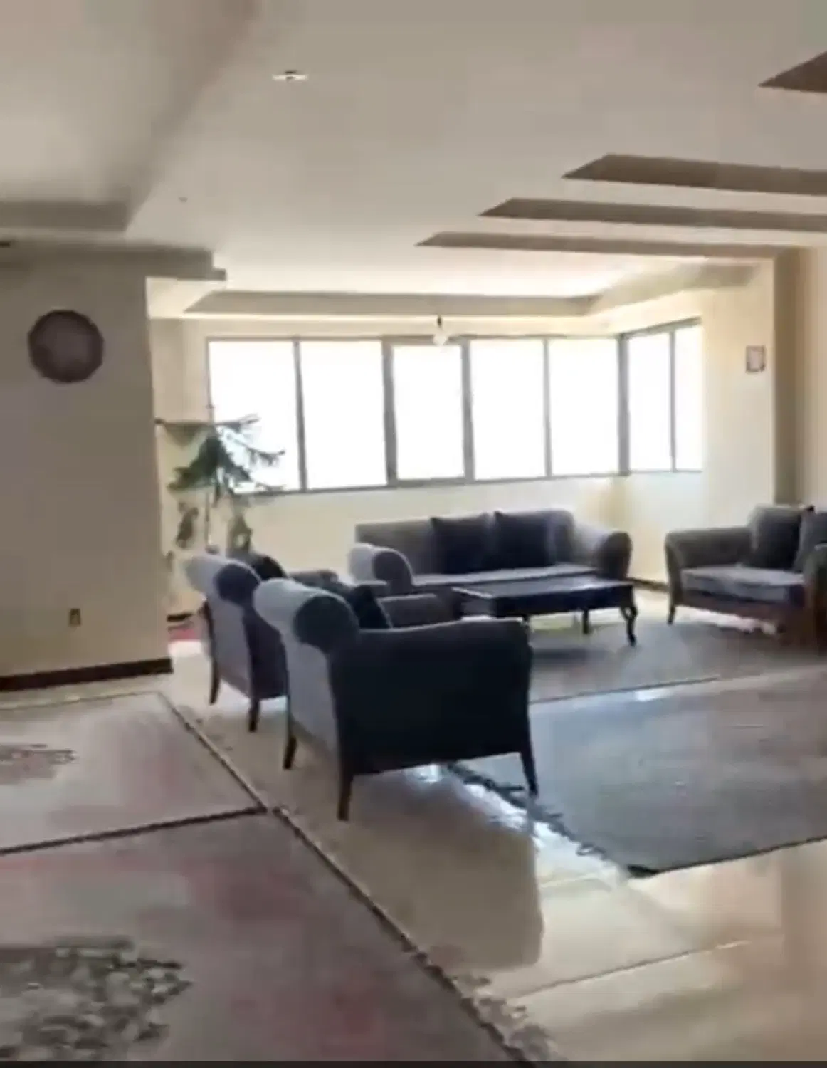آپارتمان ۲۳۲ متر،دو پارکینگ سندی،ط۴،خ زهره کرمانی