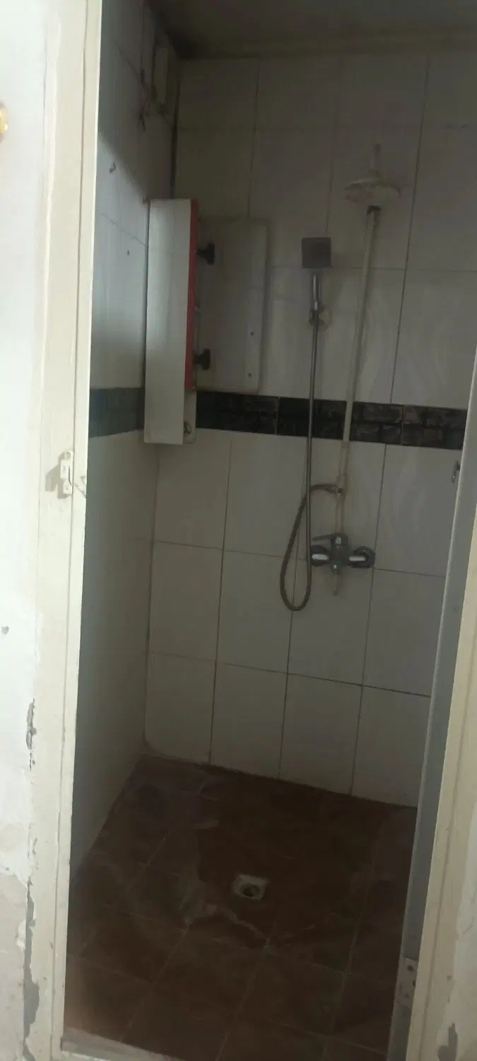 اجاره انباری ۶۰ متری