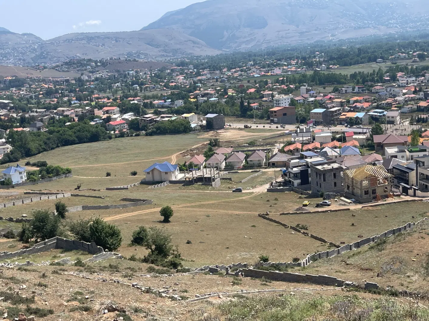 زمین کلاردشت