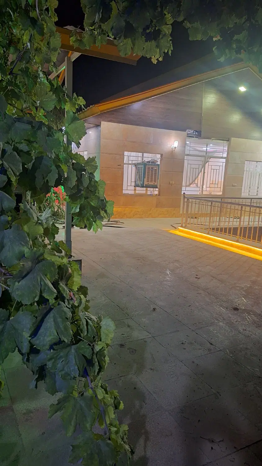 باغ‌ویلای شیک ۴۰۰ متری