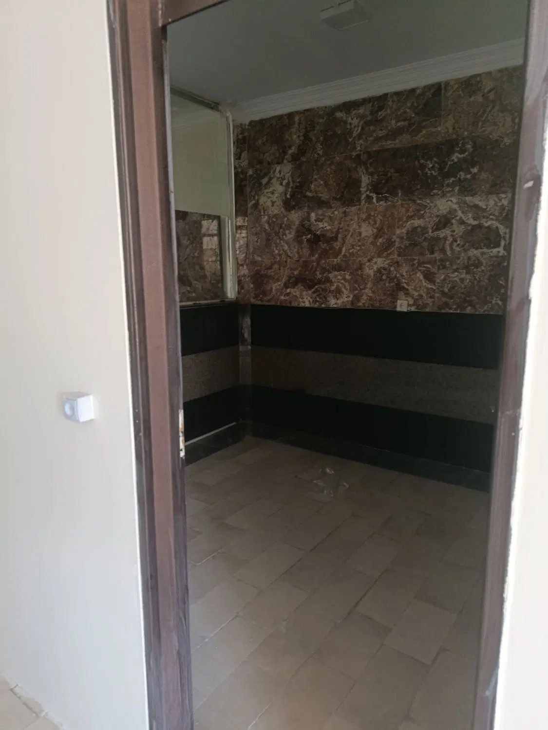 اجاره واحد دو بلکس بر خیابان بهار به متراژ 180