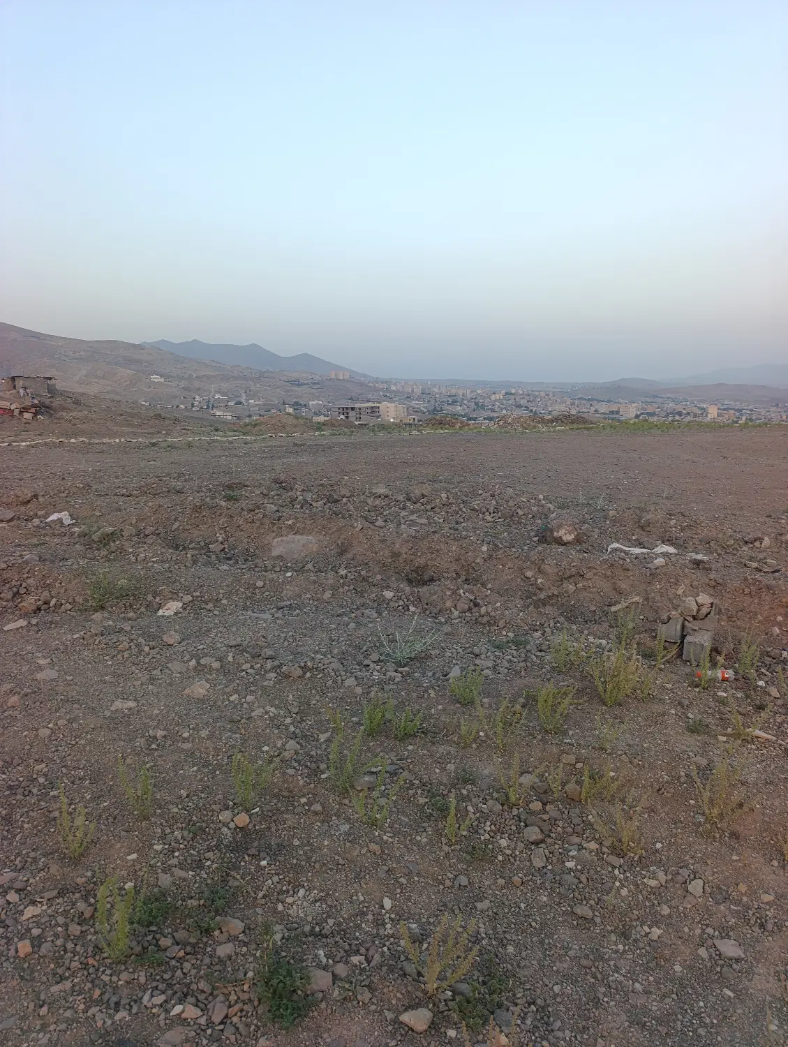 زمین ۲۵۰ منری