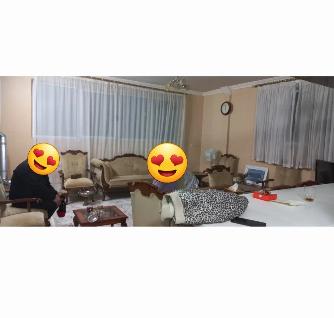 یک واحد خانه آرپارتمانی خیابان برفی