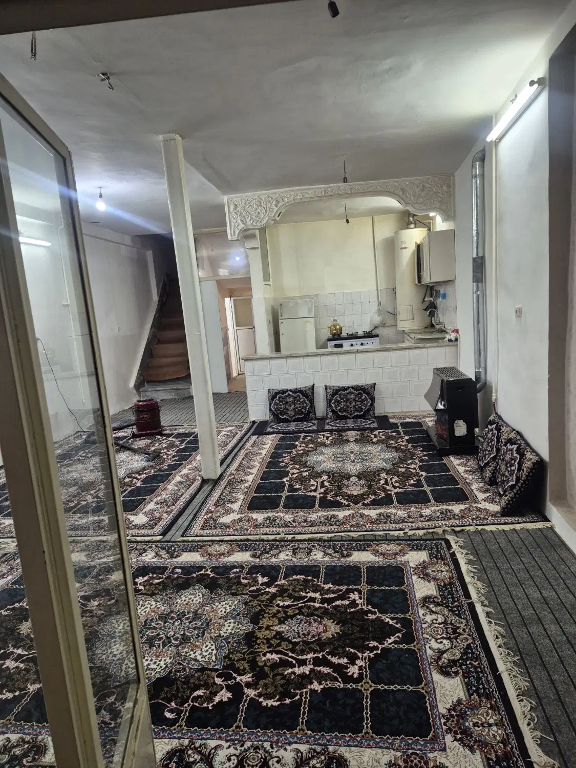 منزل ویلایی دربست حیاط دار_ خ پروین _اجاره روزانه