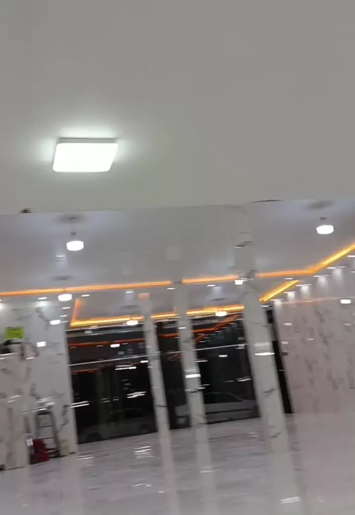اجاره مغازه ۲۲۰ متری بخر خیابان اصلی برق سه فاز
