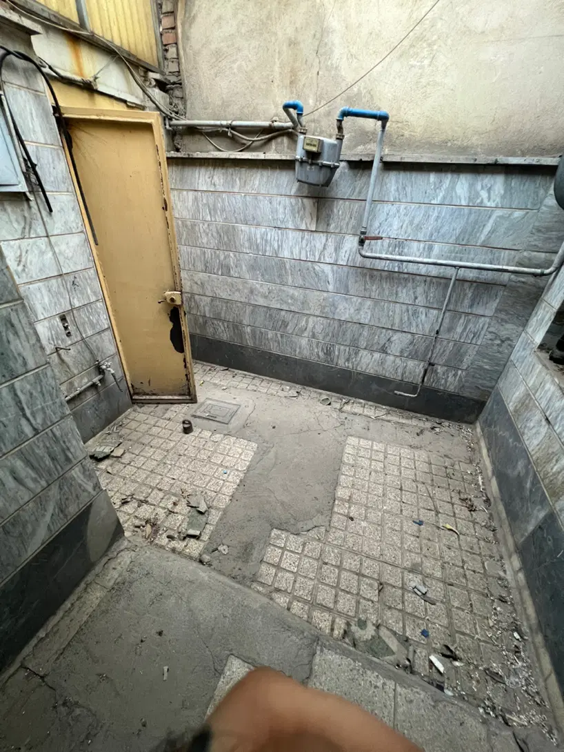 خانه کلنگی نیاز به بازسازی