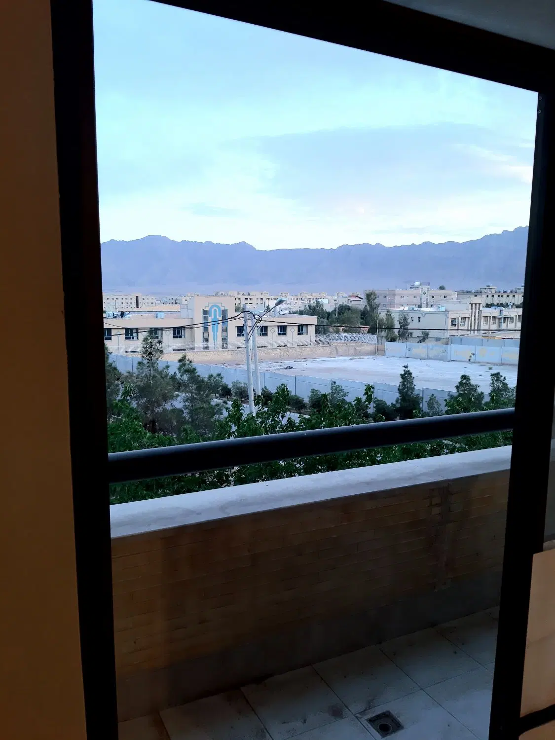 آپارتمان ۲ خواب جنوبی شمالی با دید شهر