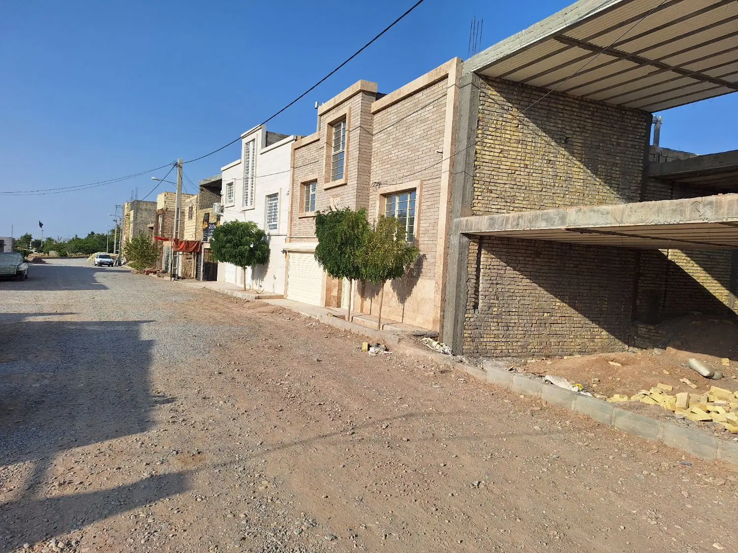 خانه نیمه ساز