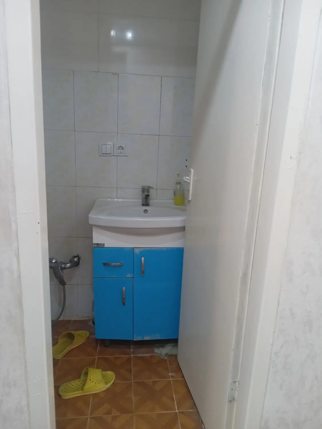 فروش آپارتمان کارکنان جنوبی