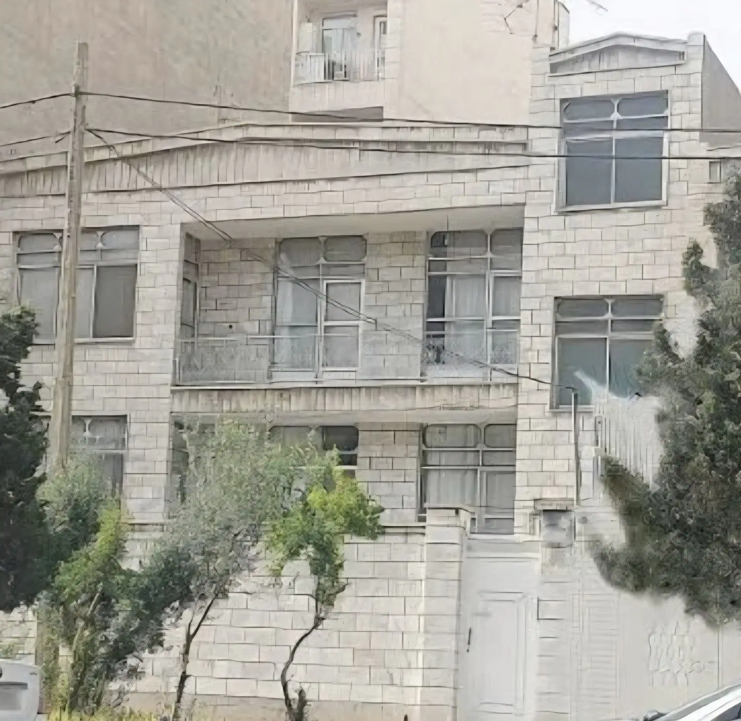 خانه کلنگی ۱۶۰ متری بر ۸ متر