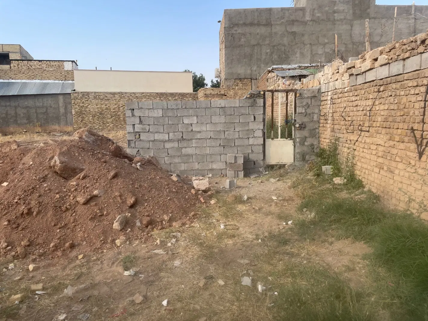 زمین مسکونی ب متراژ ۸۵متر