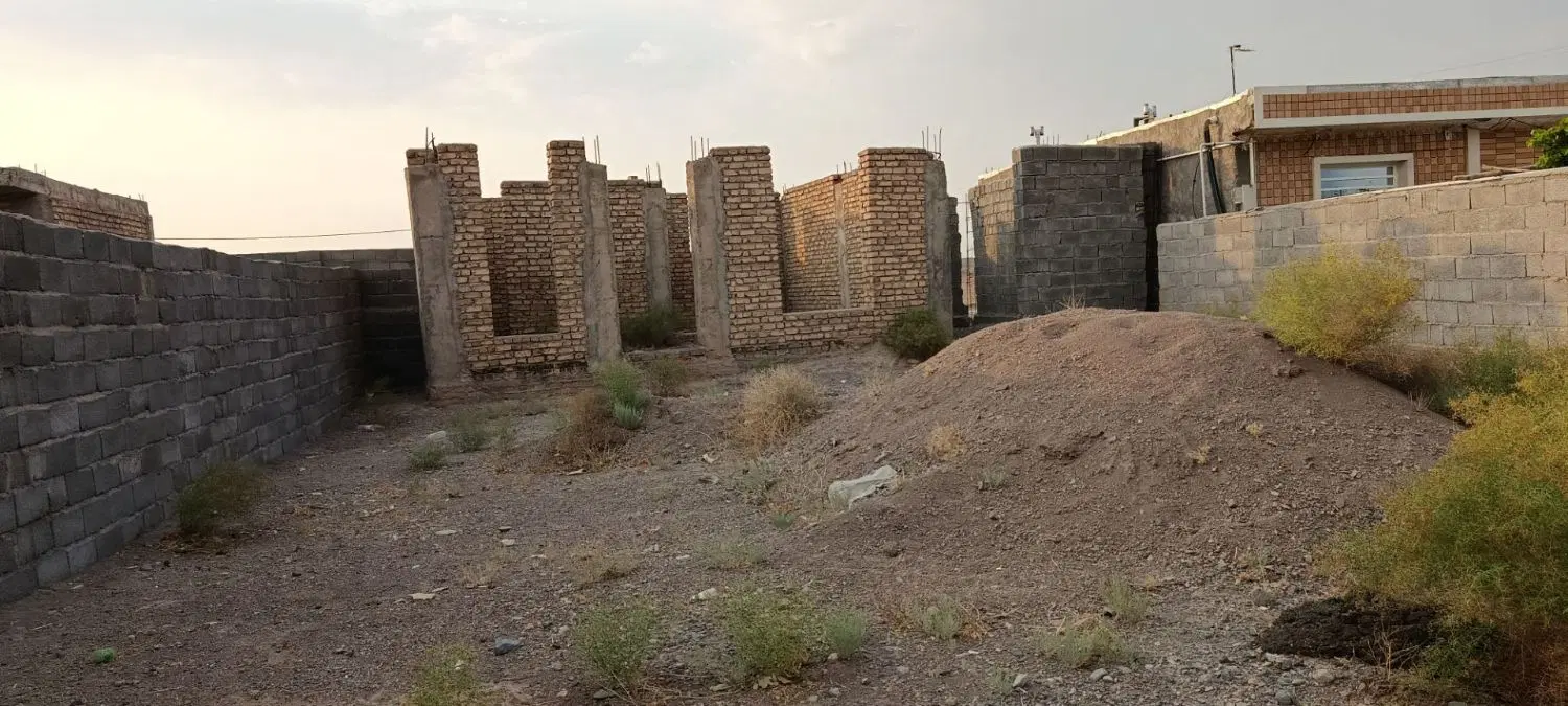 خانه نیم ساز