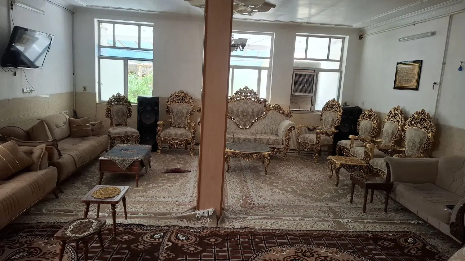 منزل مسکونی 325 متر زمین زیر بنا 2طبقه 400متر