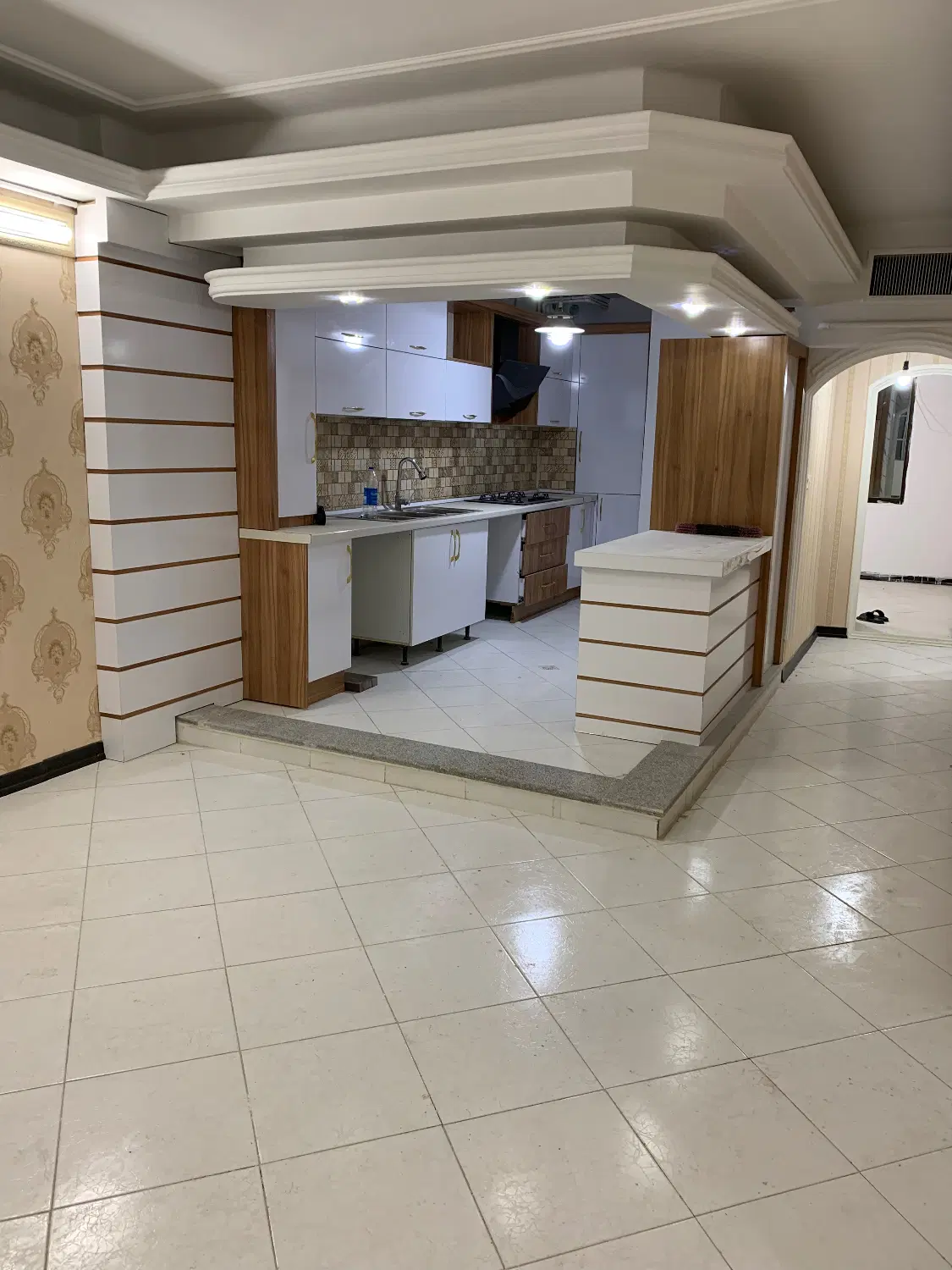 آپارتمان ۱۴۷ متری صفر، مطهری شمالی