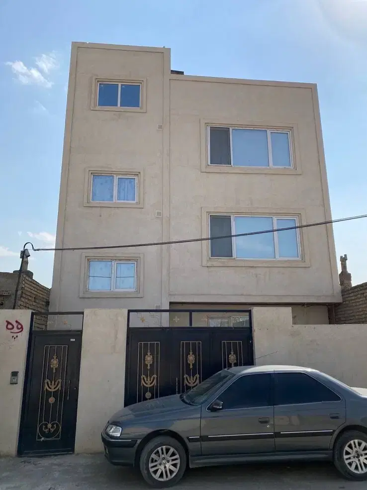 ساختمان مهندسی ساز ۴۰۰ متری ساغروان