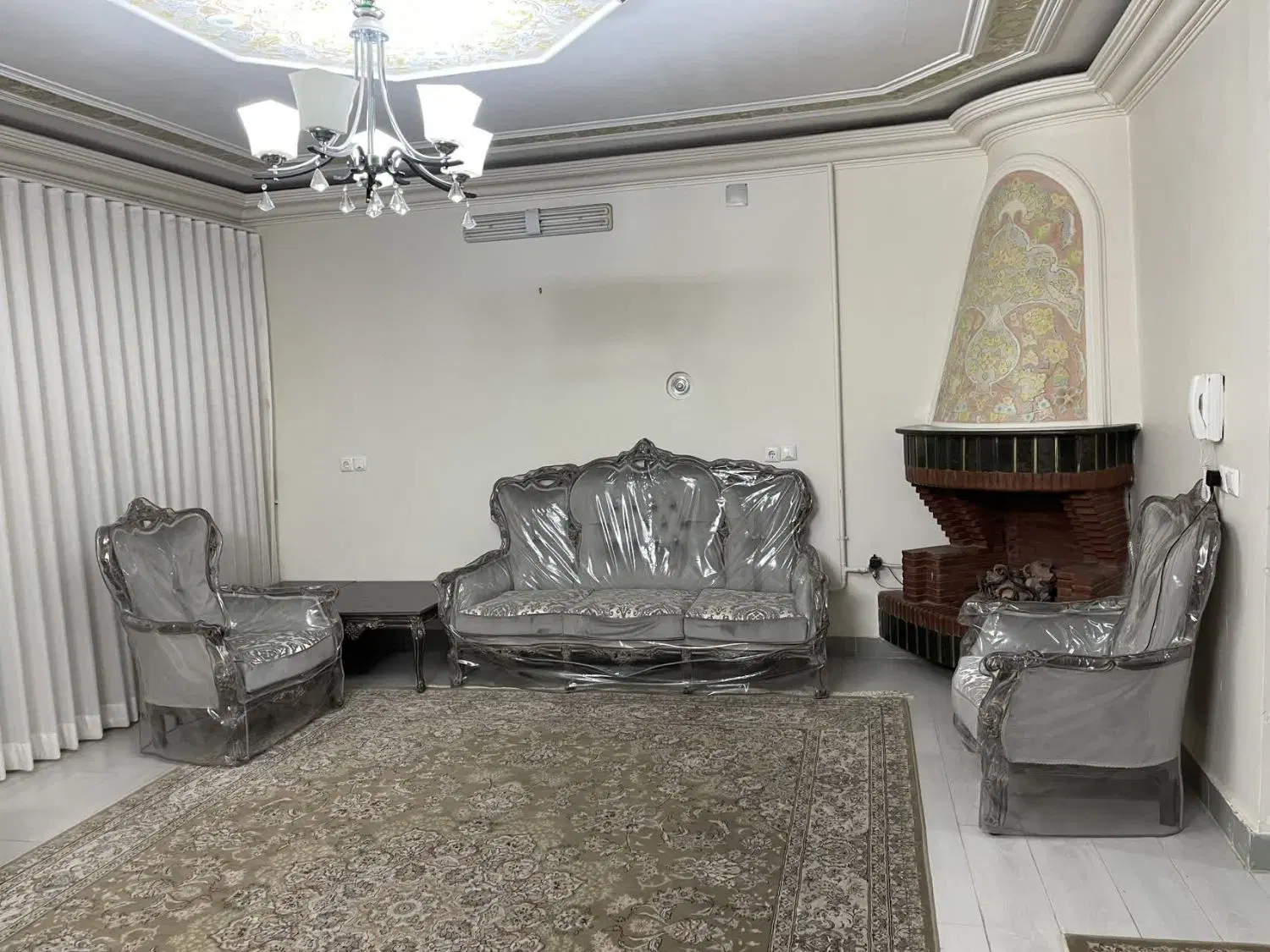 آپارتمان فروشی ۹۰ متری. خیابان تربیت