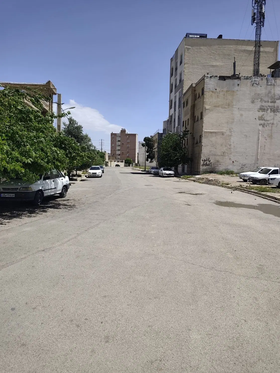 105 متر 2 خواب بدون مشرف ویو دار