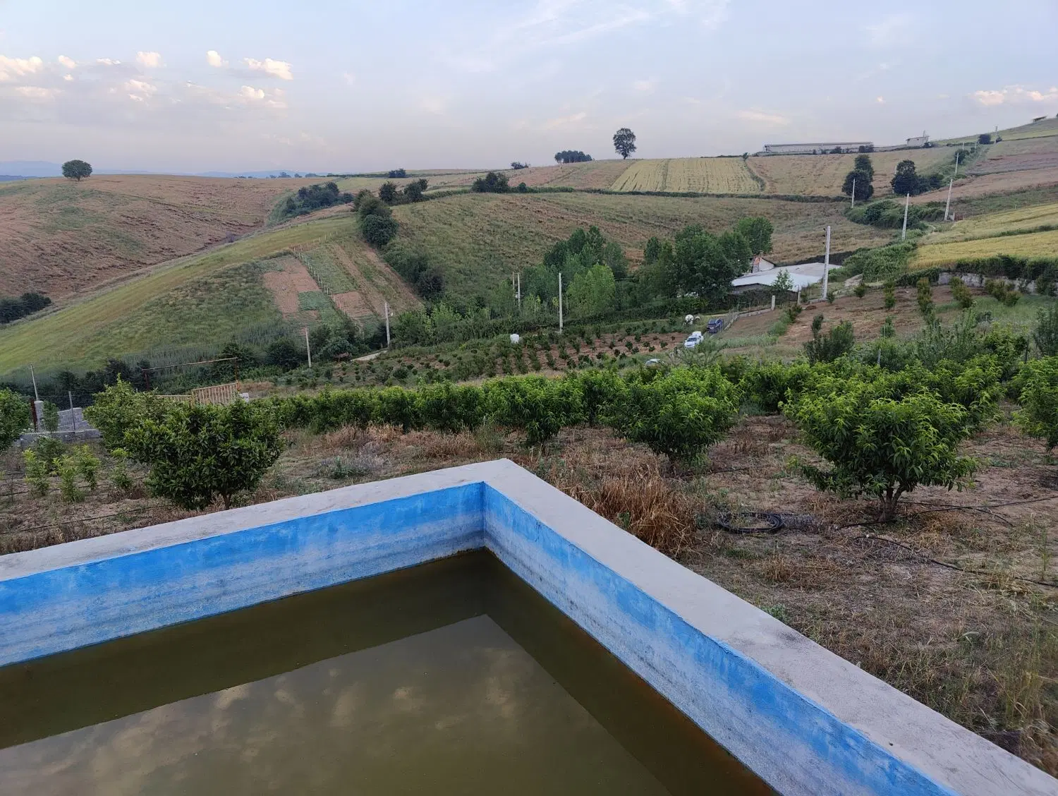 باغ با ویو خوب