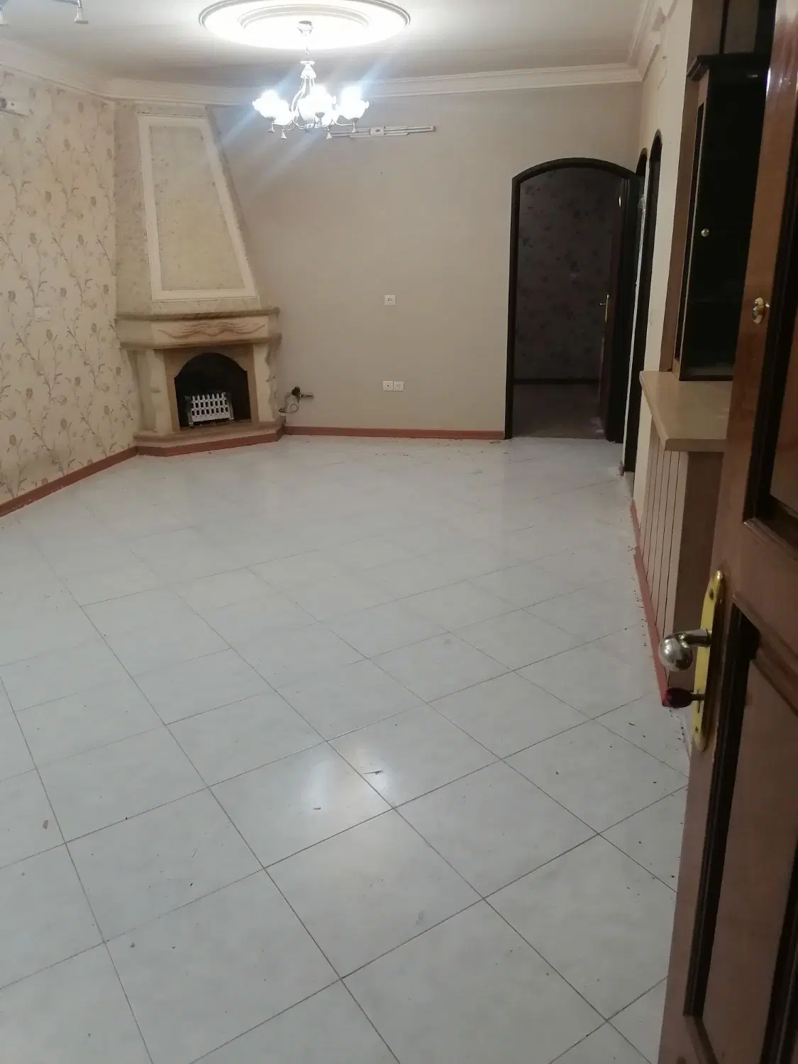 طبقه همکف 75 دوخوابه