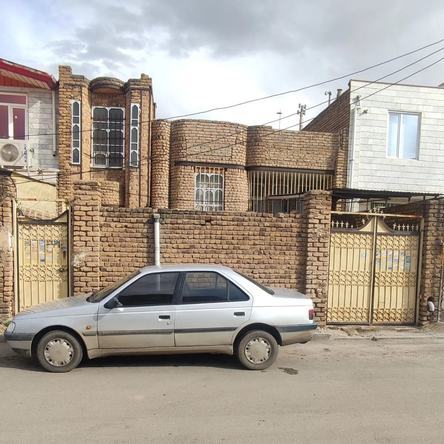 فروش خونه دوطبقه خیابان هاشمی نژاد کوچه ۱۷پلاک۱۶