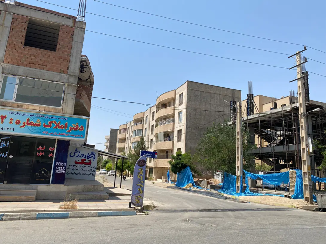 زمین ۱۹۰ متر مسکونی_ مالک