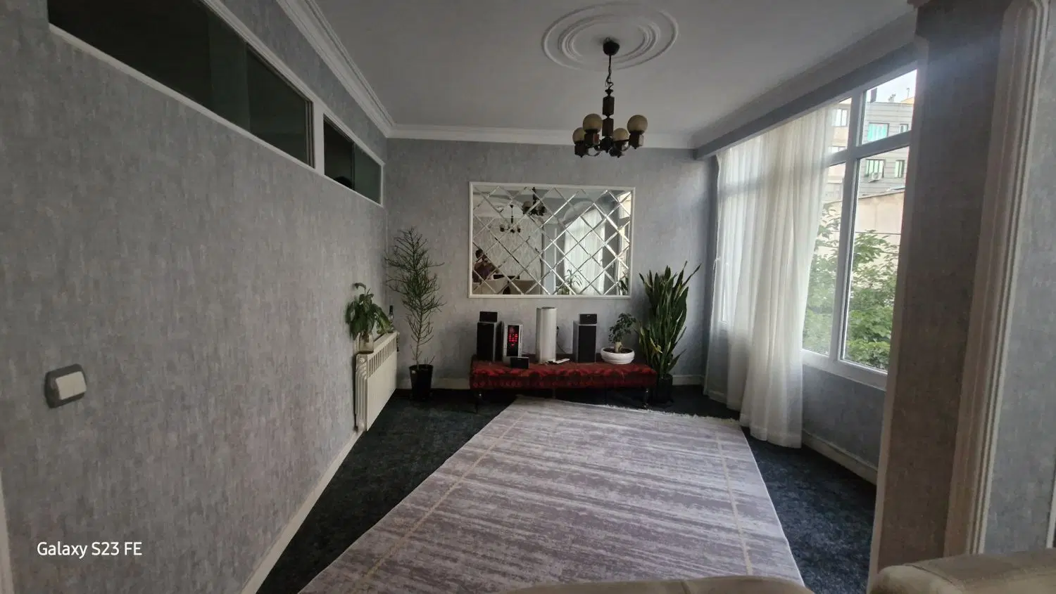 ۱۰۰ متر ایرانشهر ضلع شمالی پارک