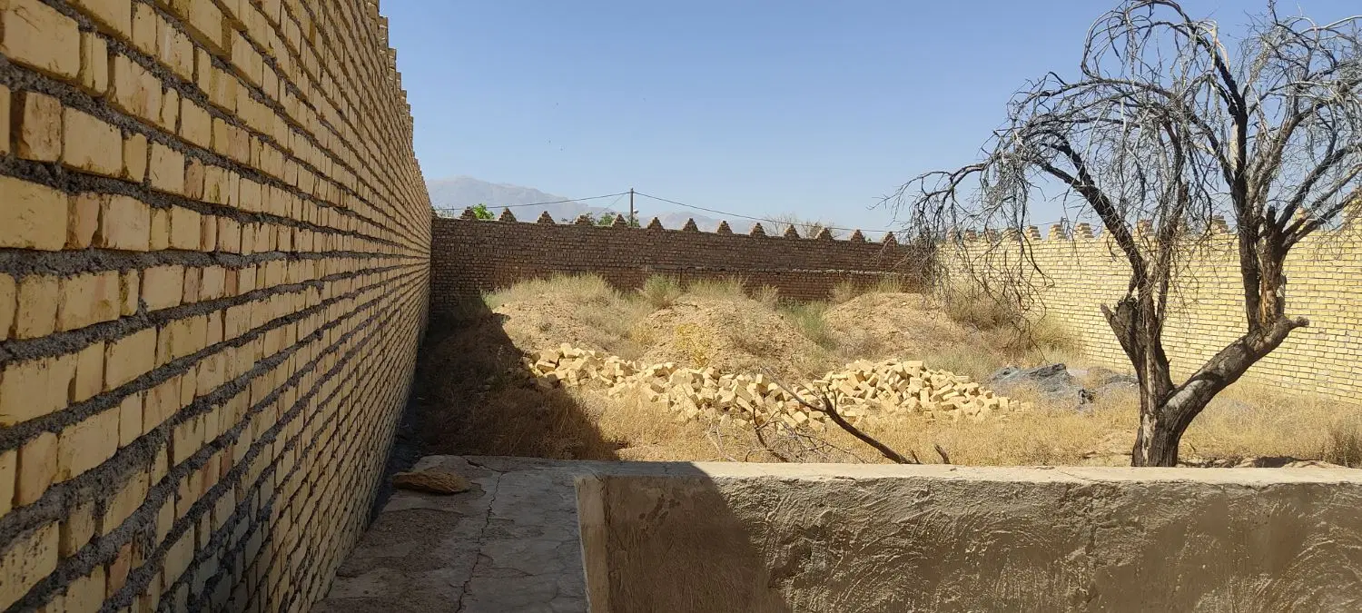 قطعه زمین۳۶۰متری چهار دیواری داخل طرح