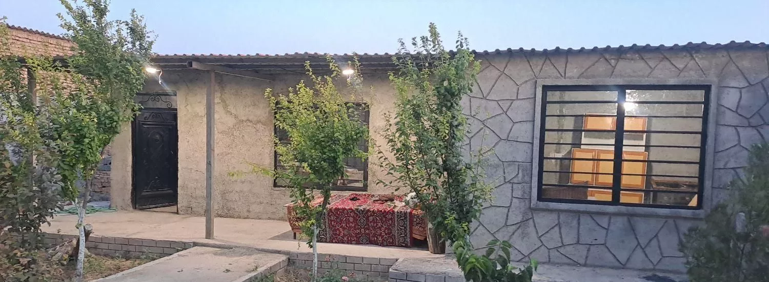 فروش باغچه ۳۰۰ متری