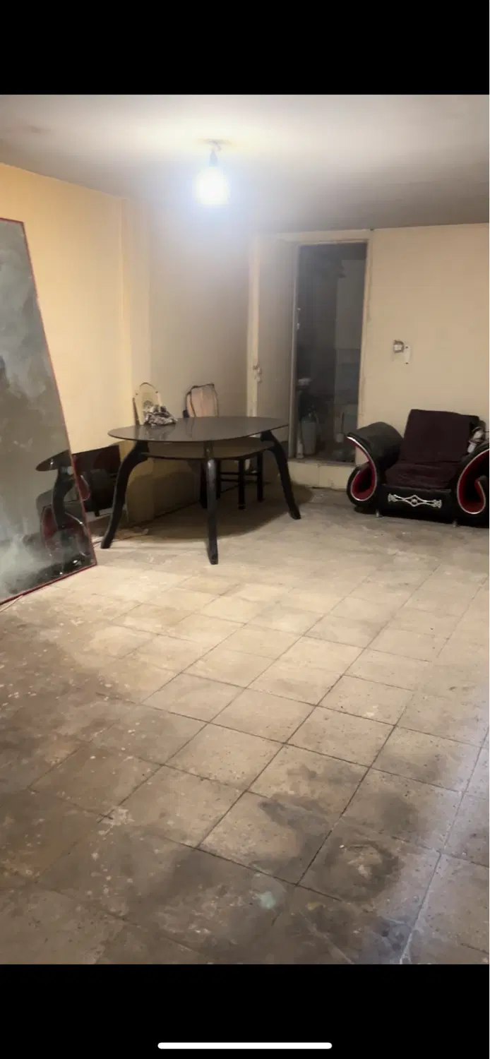 ۳۰ متر پارکینگ اجاره انبار