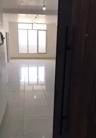 ۷۰ متر واحد طلایی کمالشهر