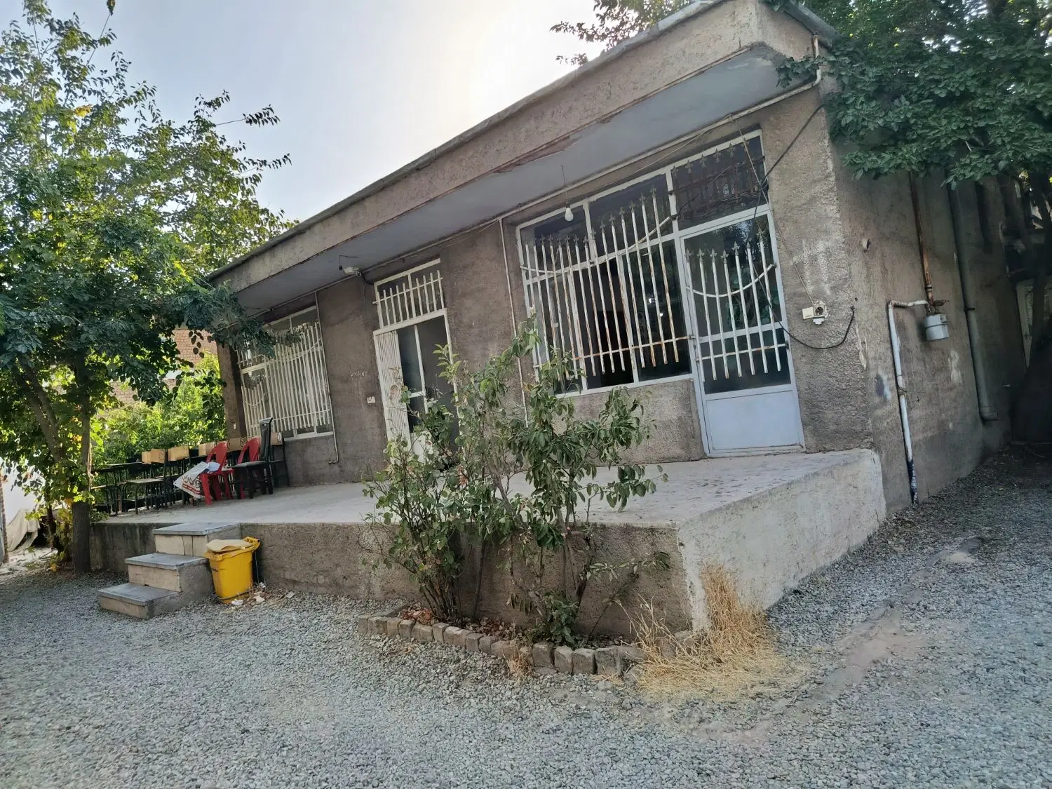 600متر ویلایی مختص آموزشگاه هشتگردقدیم بوعلی