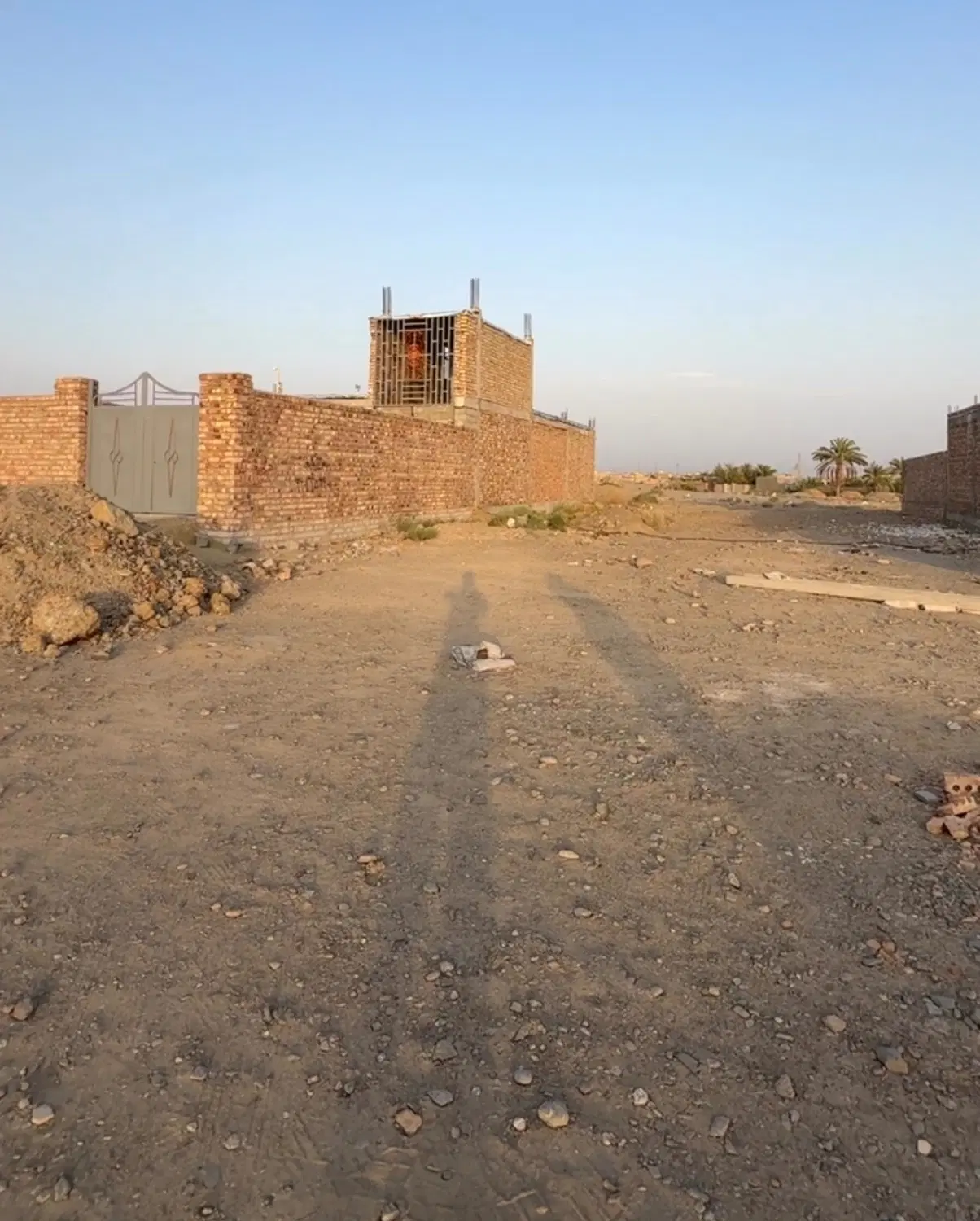 زمین ۳۲۷ متری سجاد شهر تک برگ