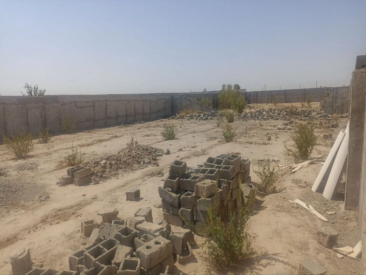 چهار دیواری مناسب باغ