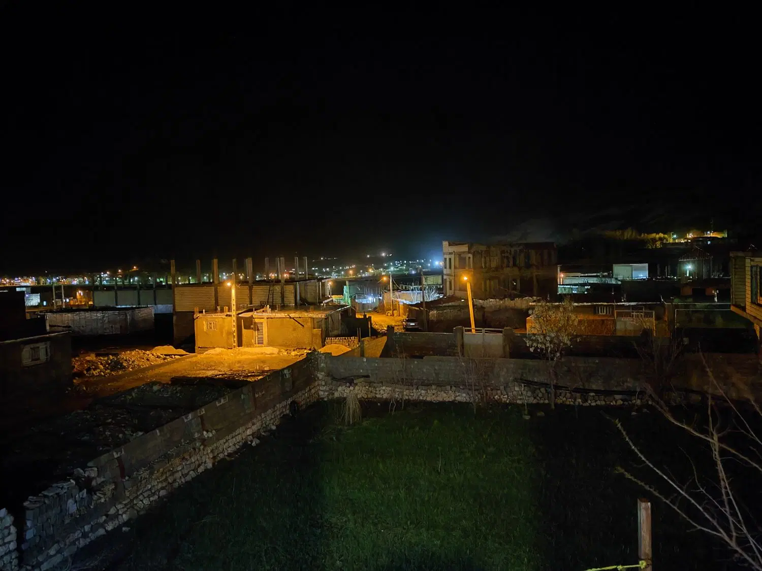 زمین 76متری نقلی