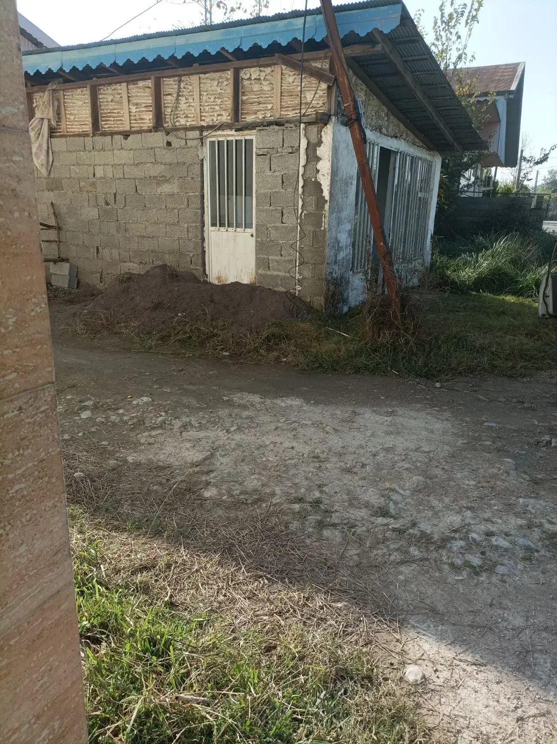 زمین با مجوز، در دوبخشر شفت