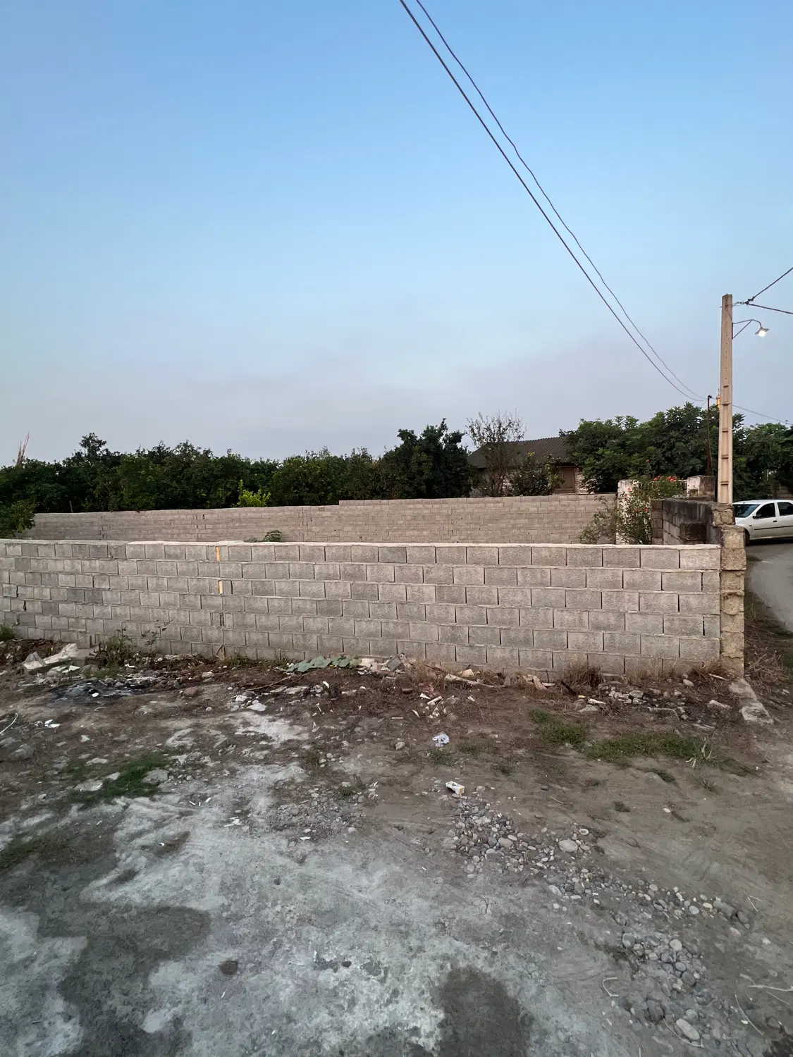 ۲۰۰ متر زمین خوش قواره با کاربری مسکونی