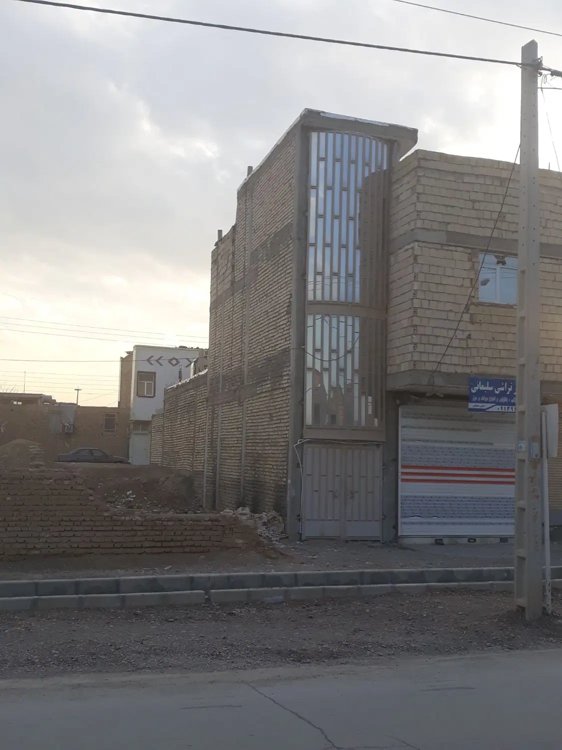 زمین تجاری واقع درخیابان شریعتی بفروش میرسد