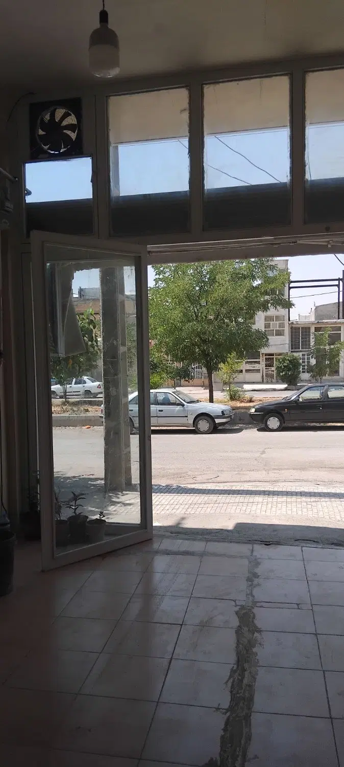 مغازه 80 متری