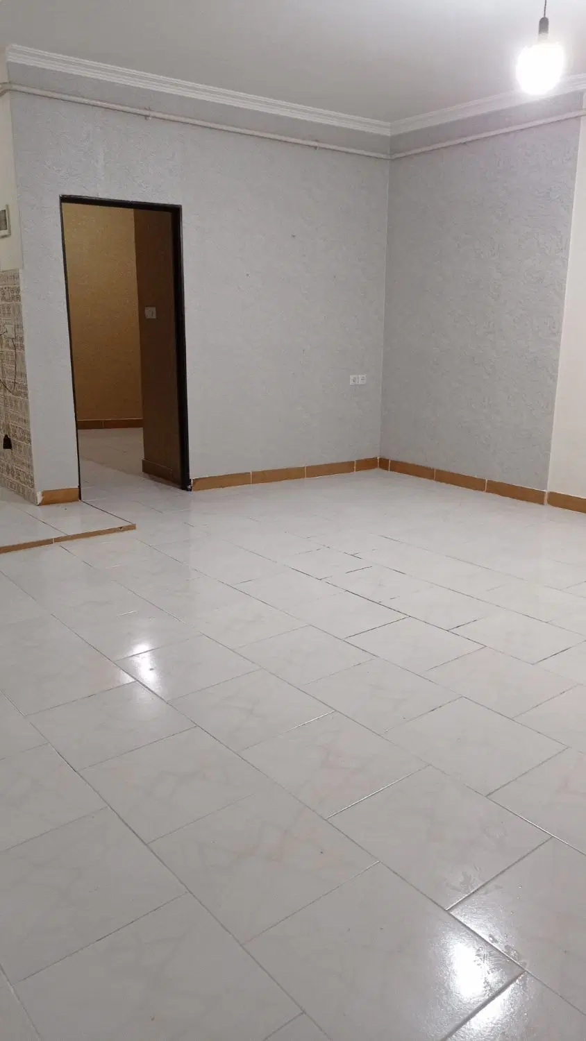 فروش واحد ۷۵ متری پارکینگ دار همکف